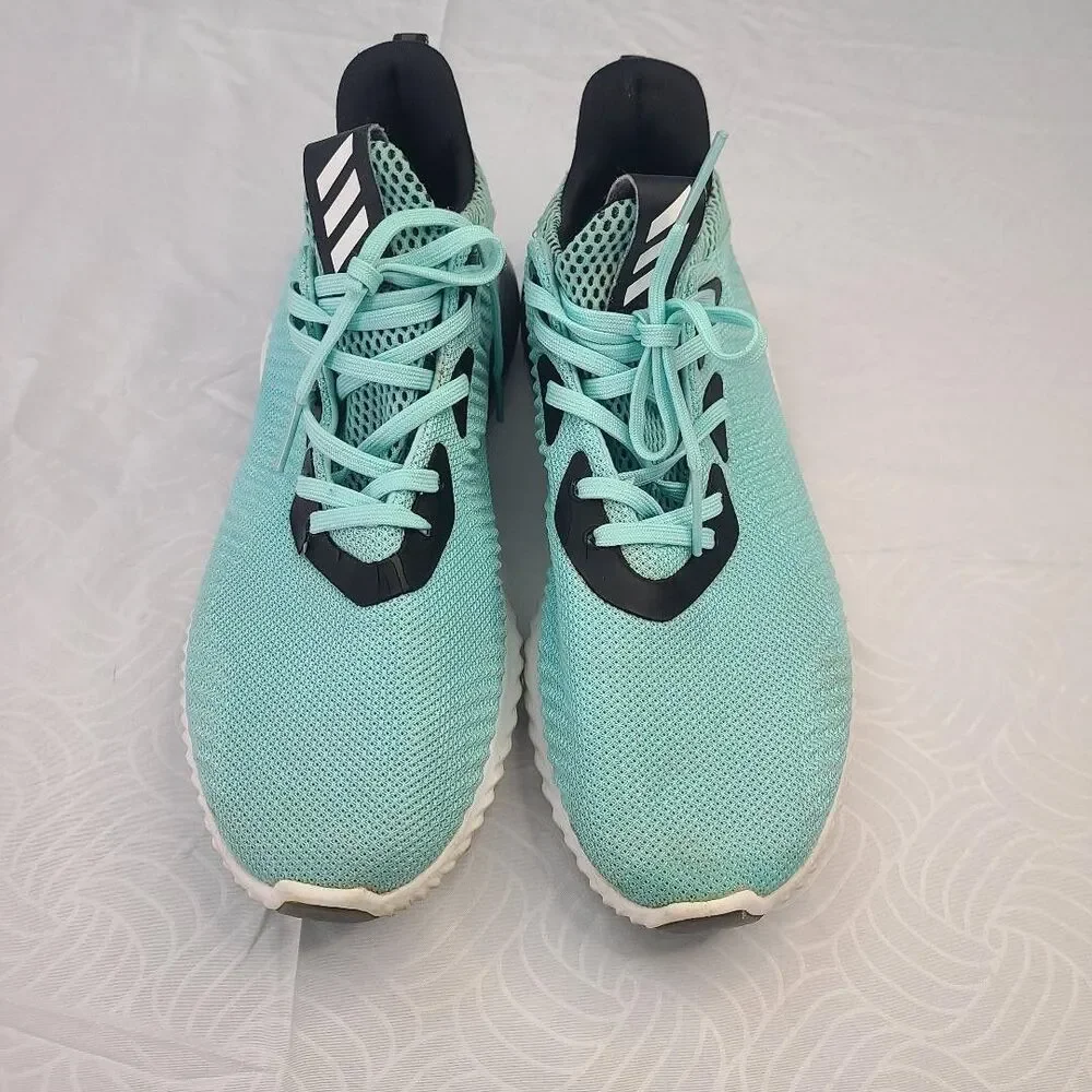 Adidas Men Sneaker Size 9